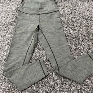 Heathered green lululemon leggings